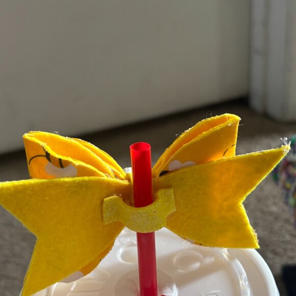 Handmade Bumble Bee Straw Topper - Picture 3 of 3